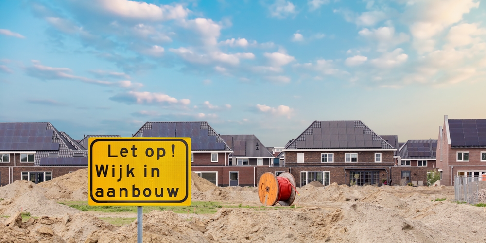 Renovlies voor nieuwbouw in Vlaardingen. Krijg 10% korting op het behangen en sauzen van wanden.
